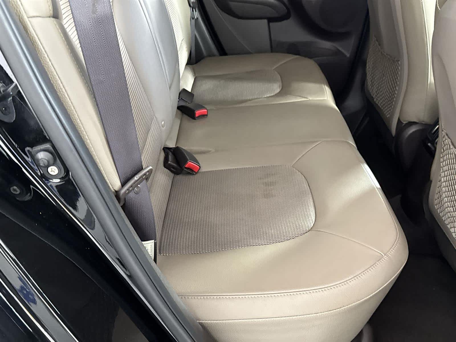 2015 Hyundai Tucson SE 14