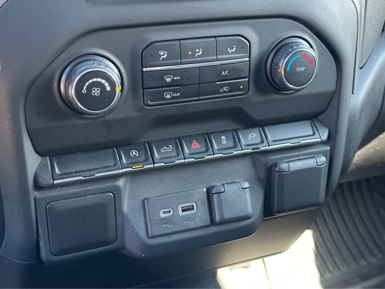 Thumbnail: 2021 Chevrolet Silverado 1500 - 15