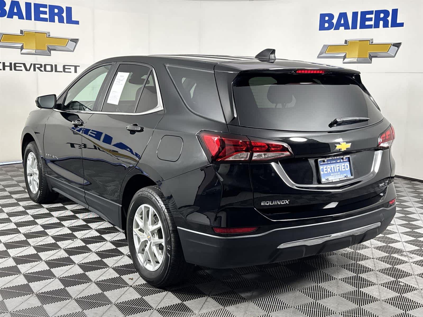 Thumbnail: 2022 Chevrolet Equinox - 3