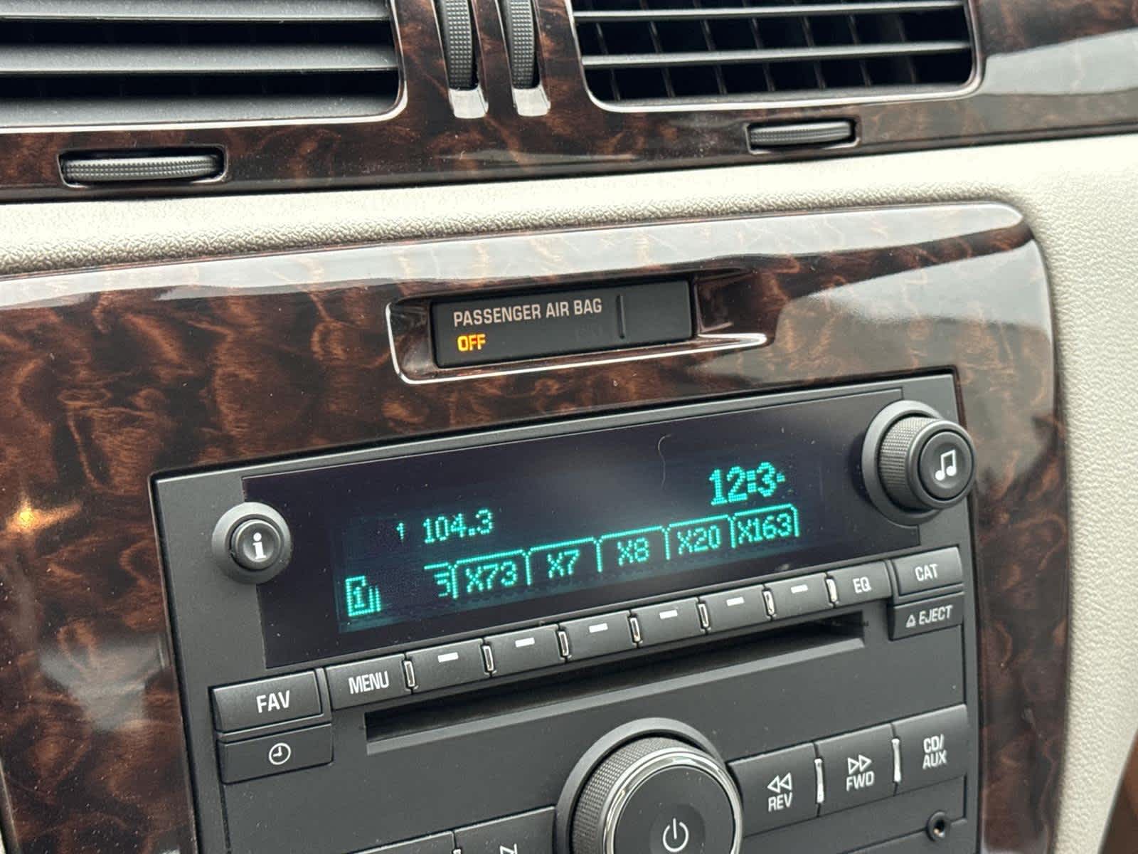 Thumbnail: 2013 Chevrolet Impala - 16