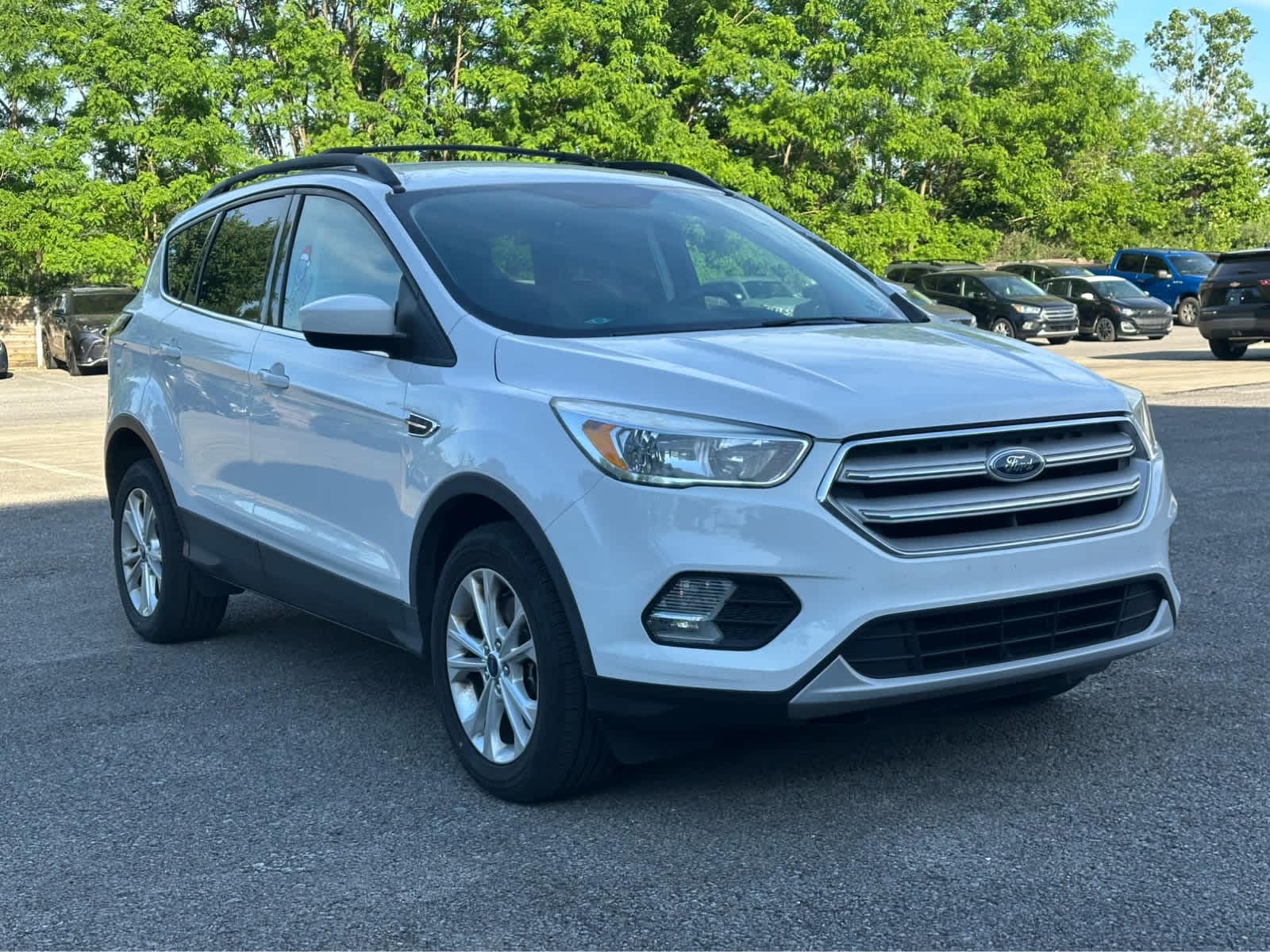 Thumbnail: 2018 Ford Escape - 3