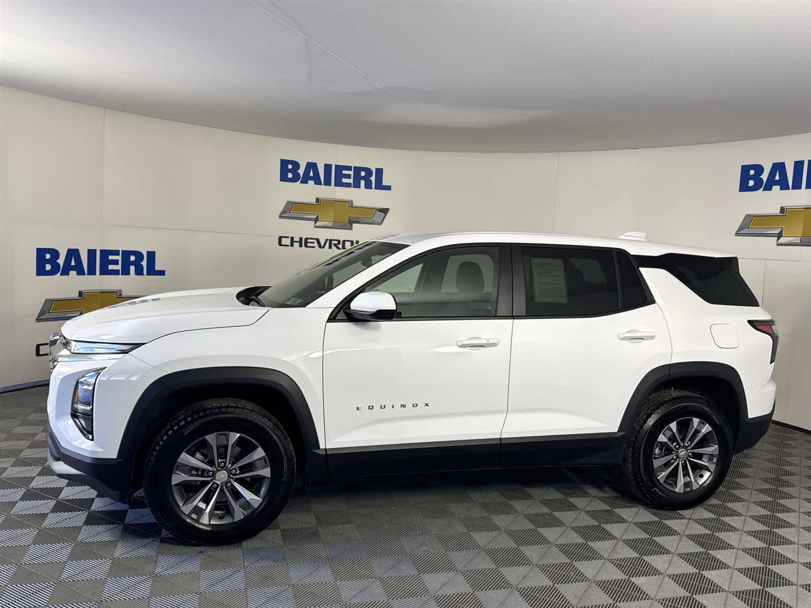 Thumbnail: 2026 Chevrolet Equinox - 2