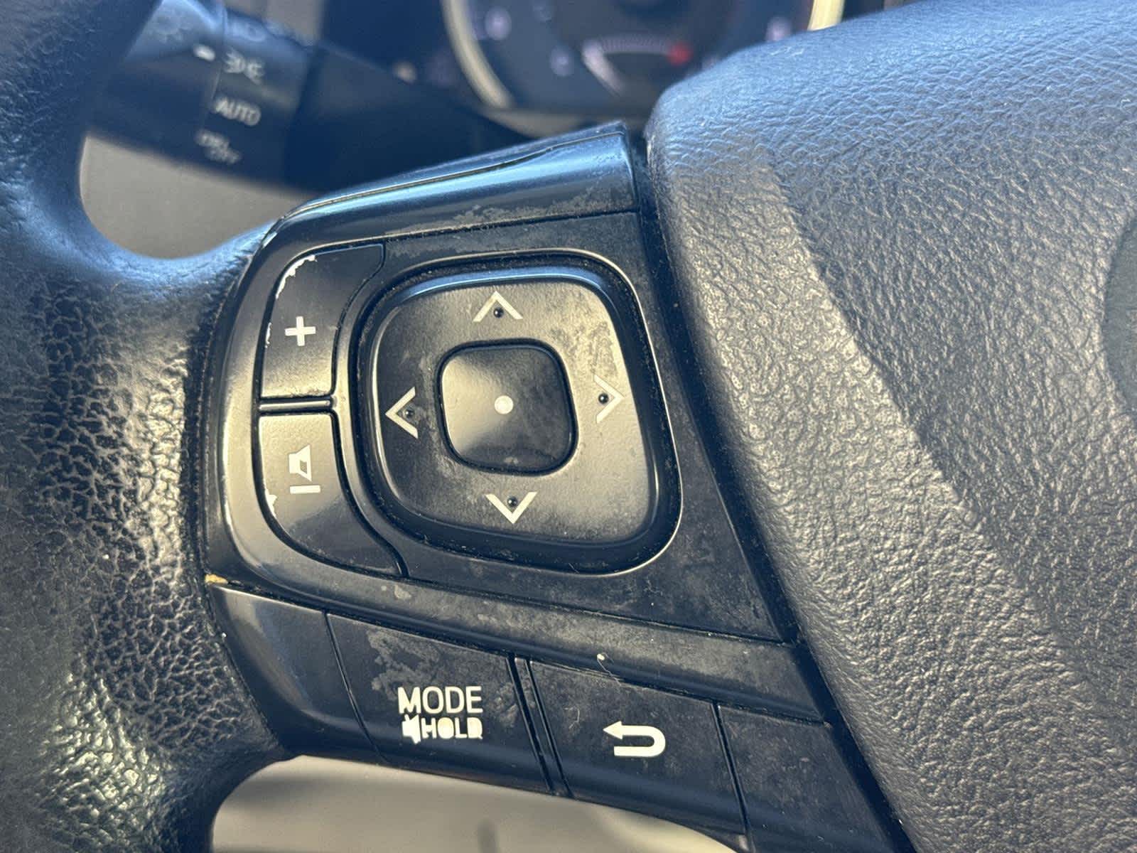 Thumbnail: 2016 Toyota Camry - 23