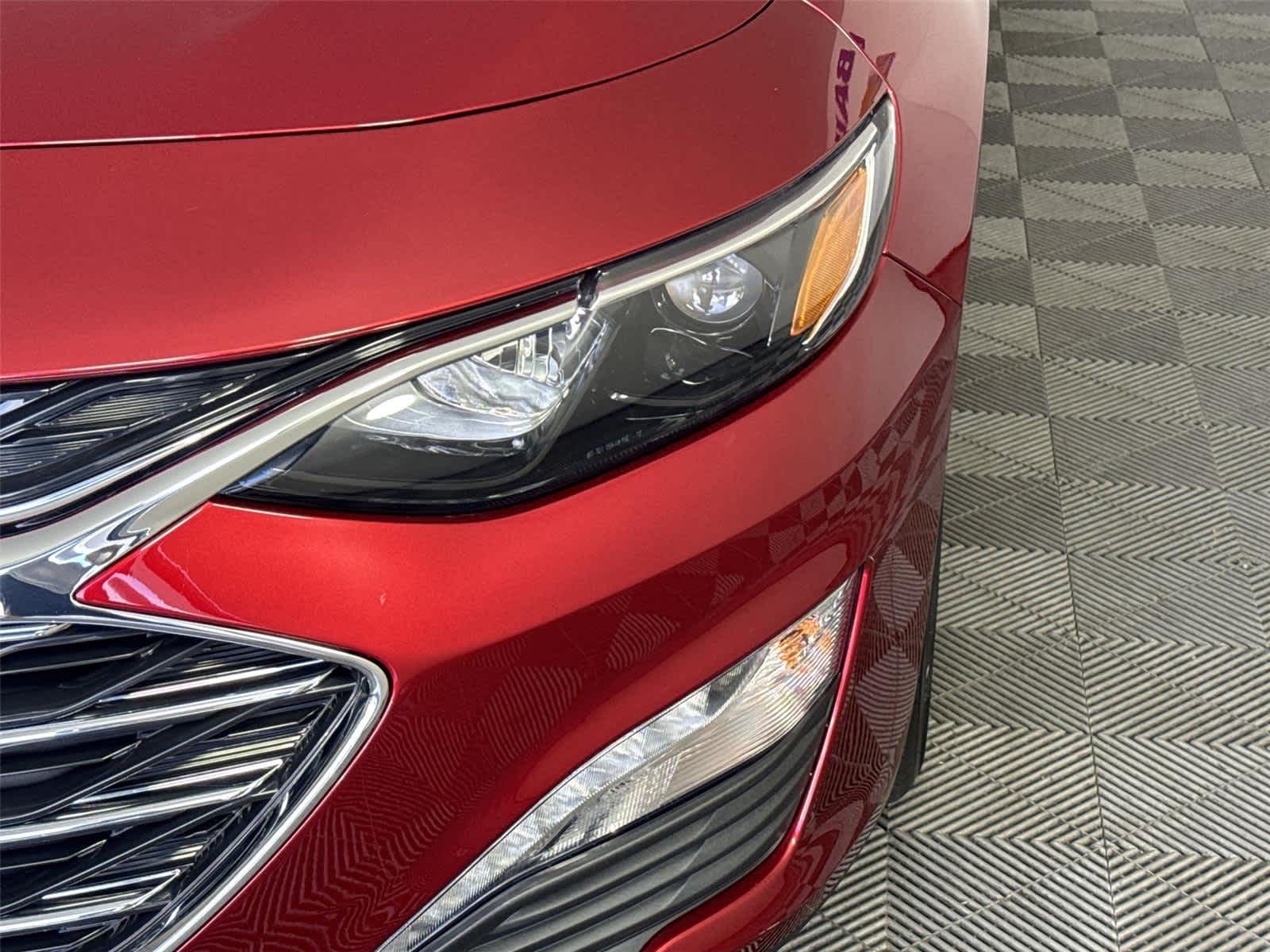 Thumbnail: 2023 Chevrolet Malibu - 9