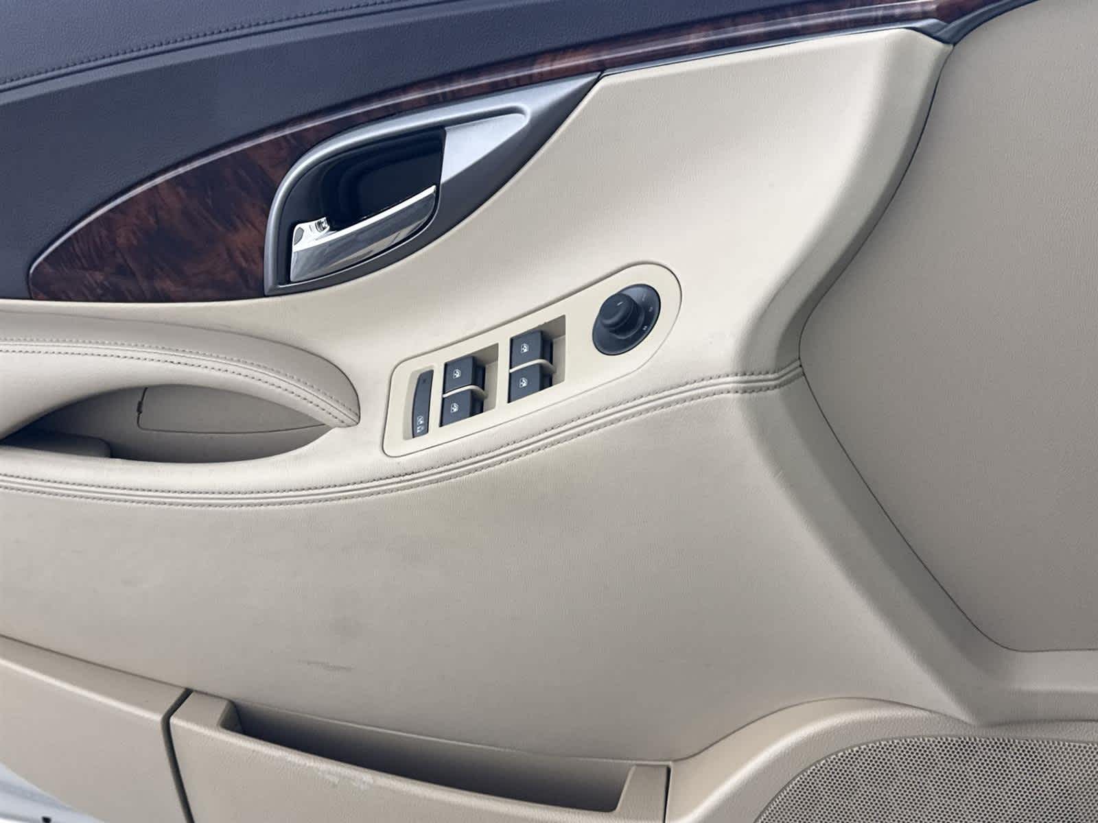 Thumbnail: 2012 Buick LaCrosse - 20