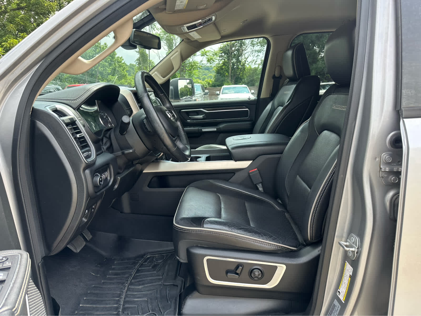 Thumbnail: 2019 RAM 1500 - 9