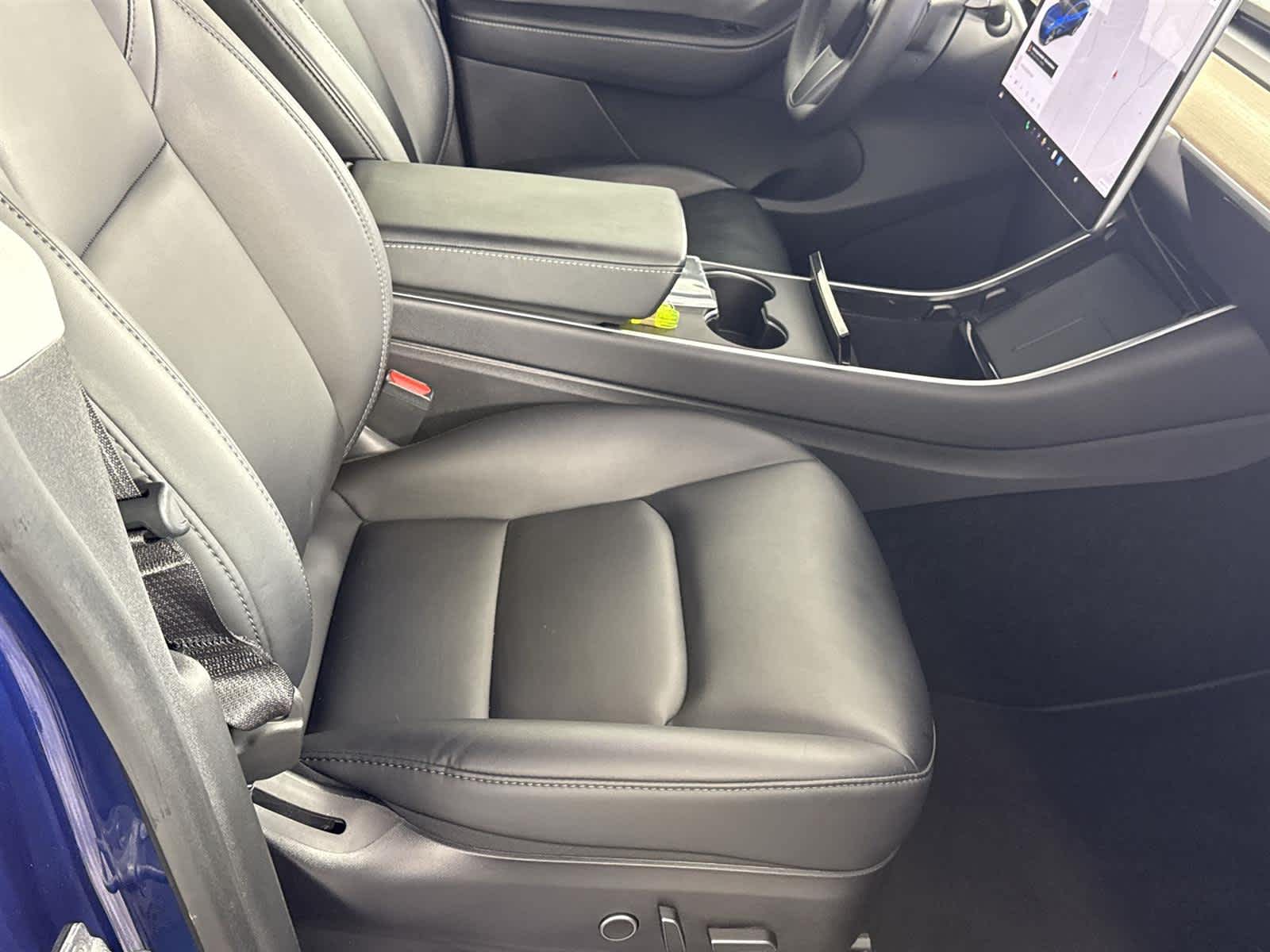 Thumbnail: 2021 Tesla Model Y - 15