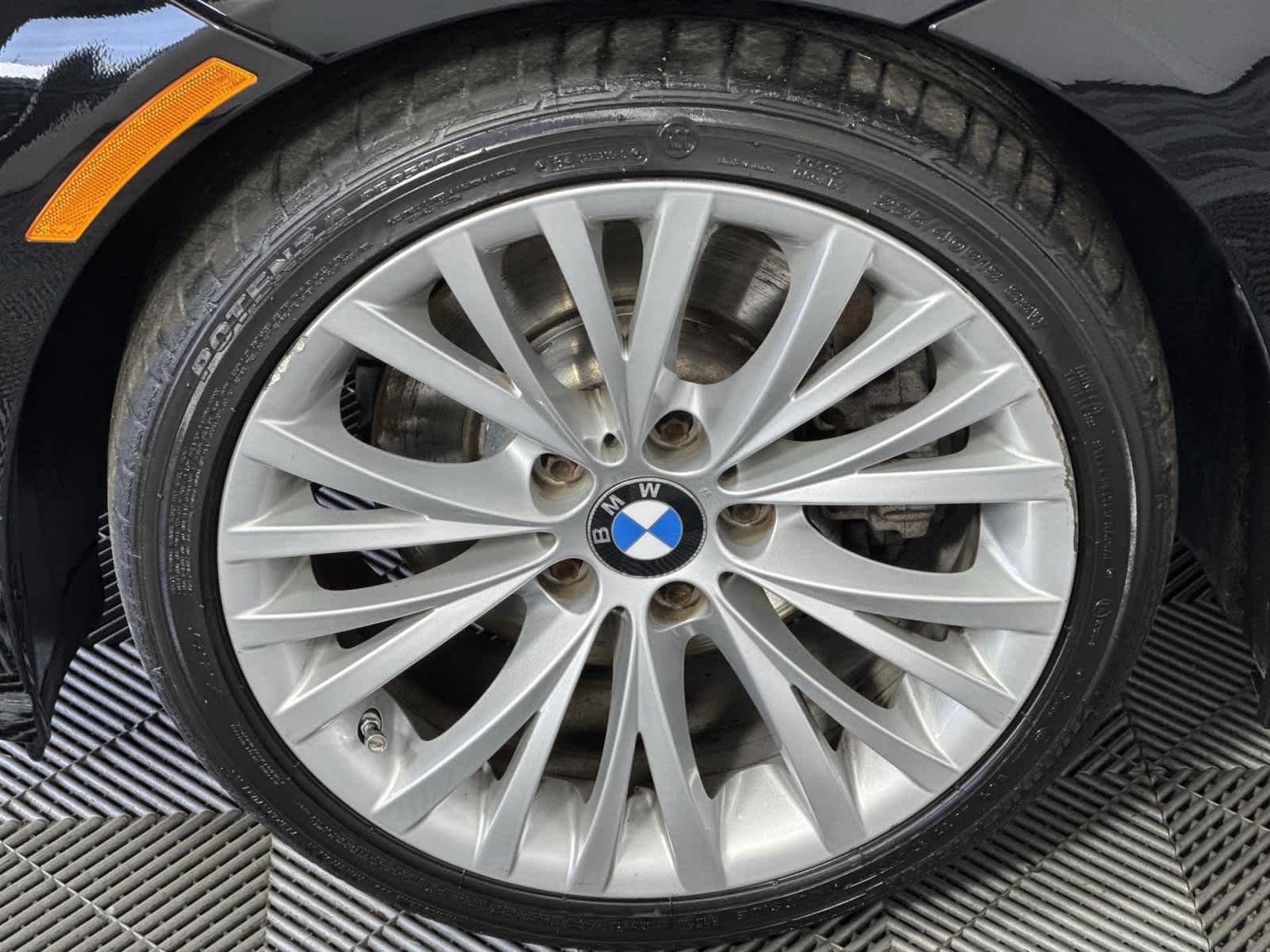 Thumbnail: 2009 BMW Z4 - 10