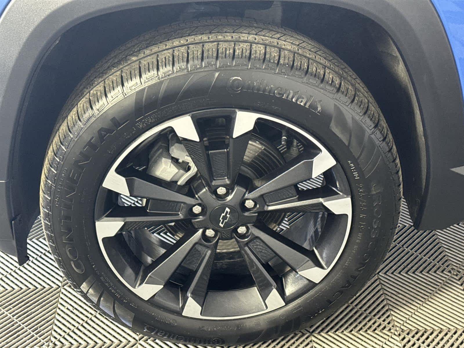 Thumbnail: 2025 Chevrolet Equinox - 11