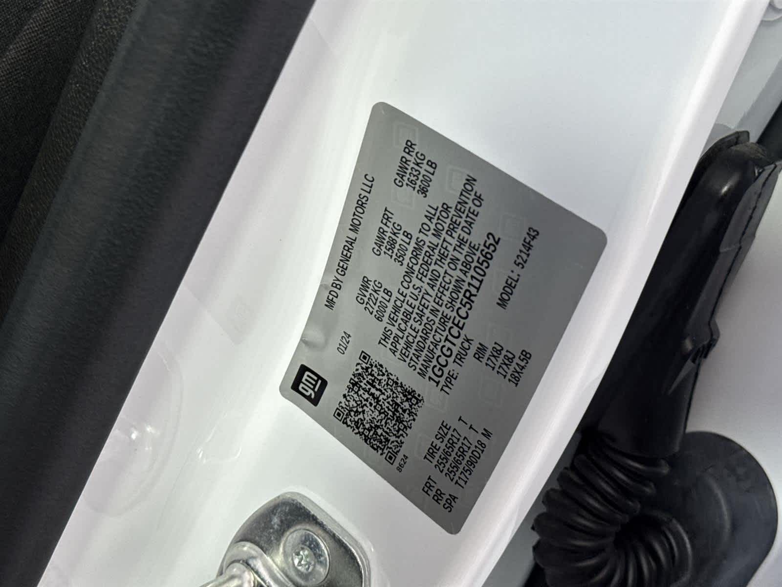 Thumbnail: 2024 Chevrolet Colorado - 30