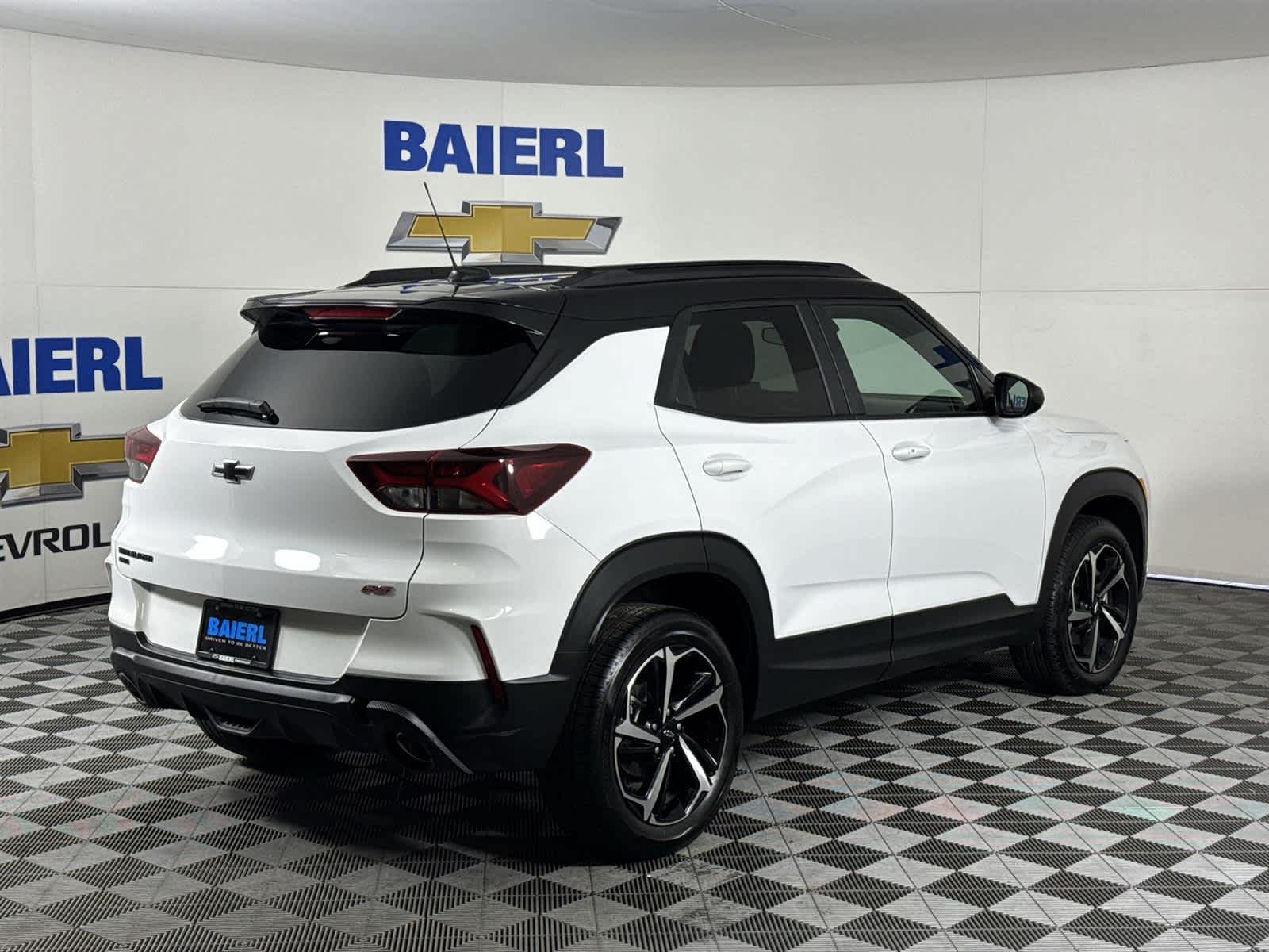 Thumbnail: 2023 Chevrolet TrailBlazer - 5