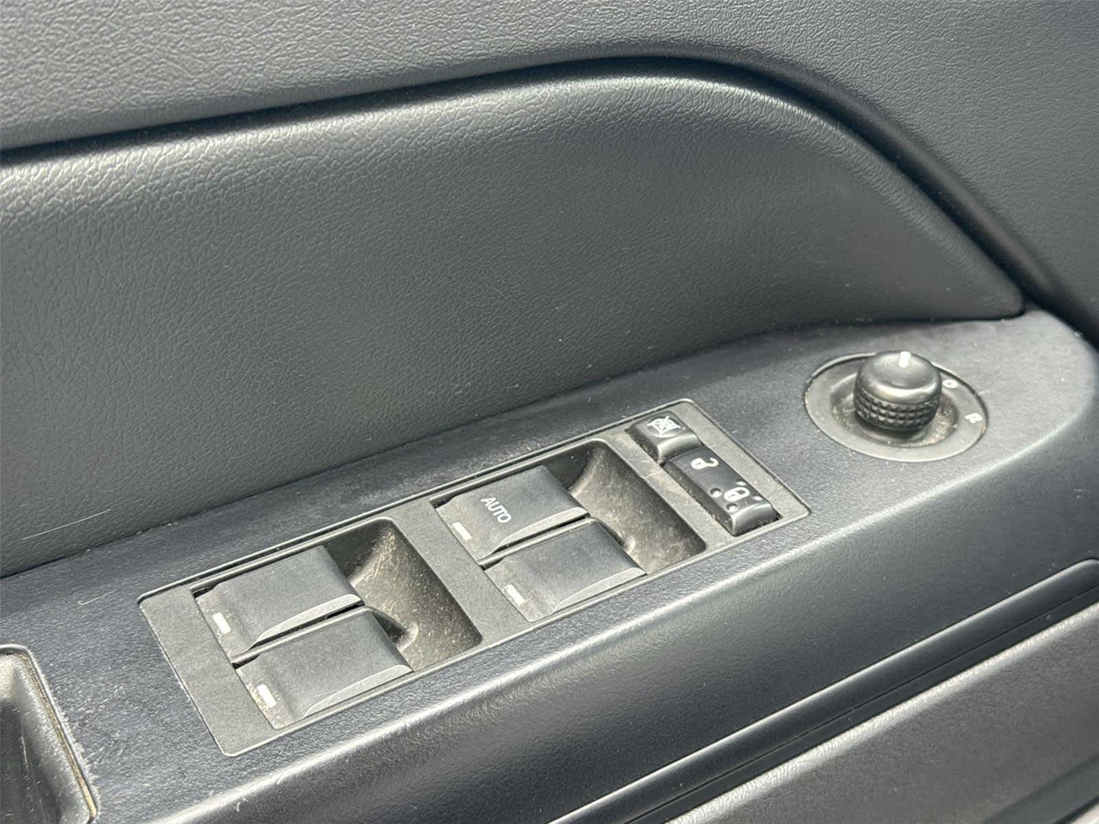Thumbnail: 2016 Jeep Patriot - 21