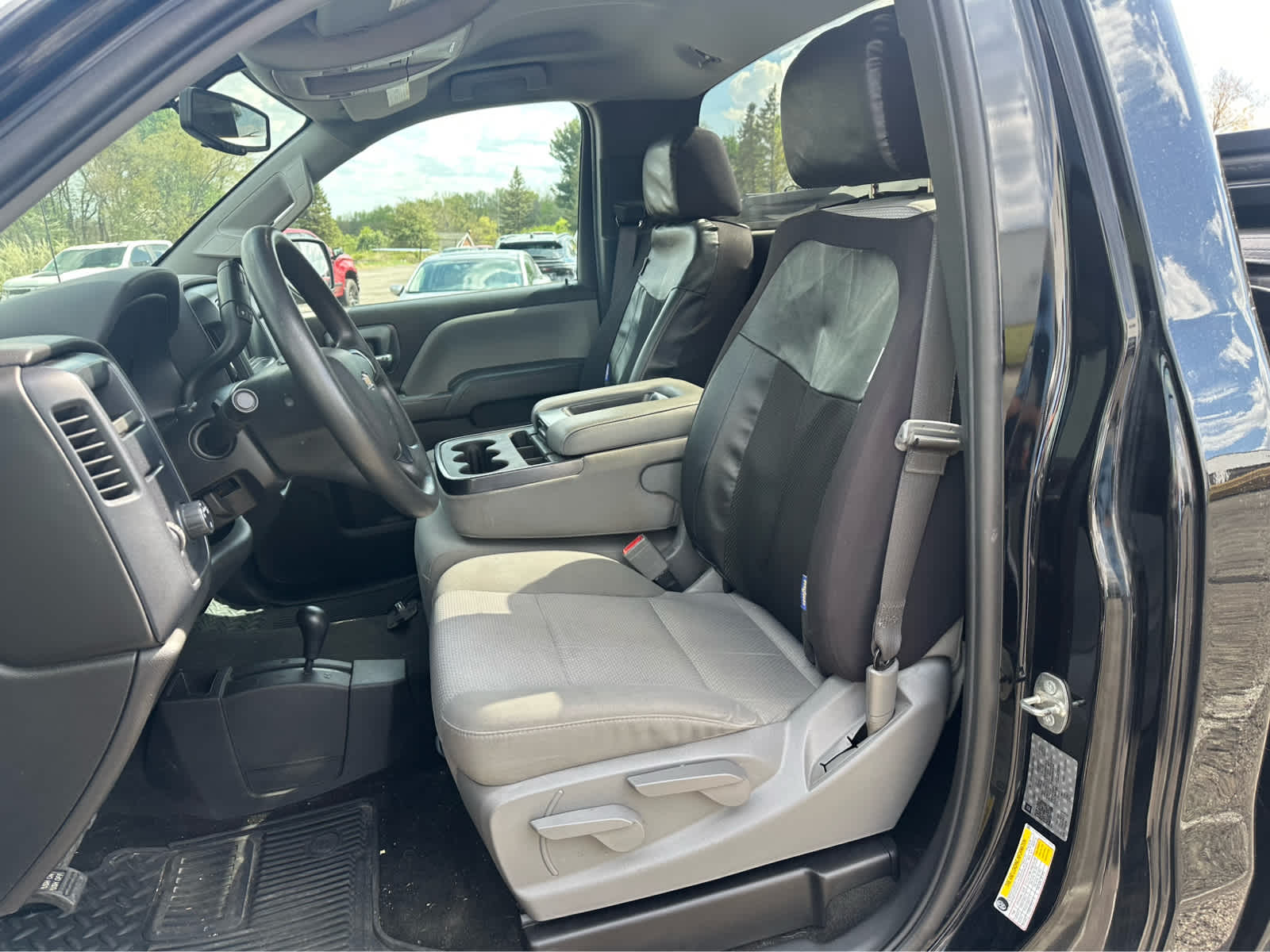 Thumbnail: 2018 Chevrolet Silverado 1500 - 10