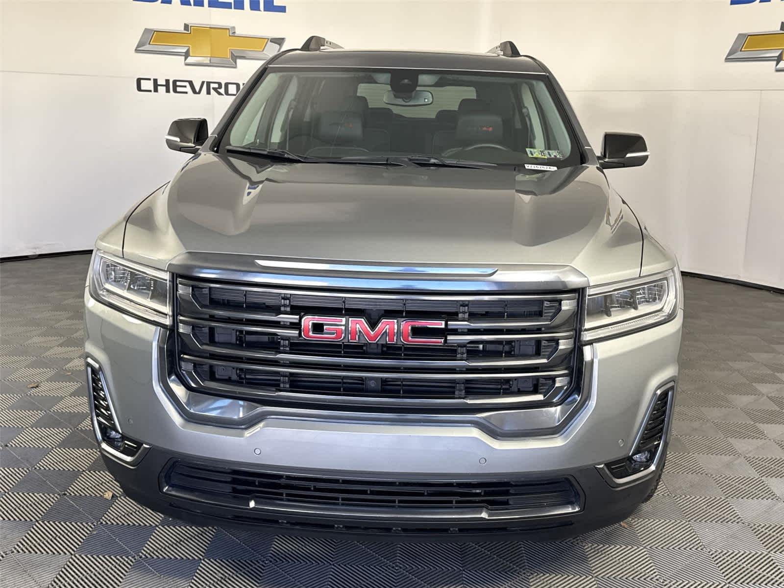 Thumbnail: 2023 GMC Acadia - 8