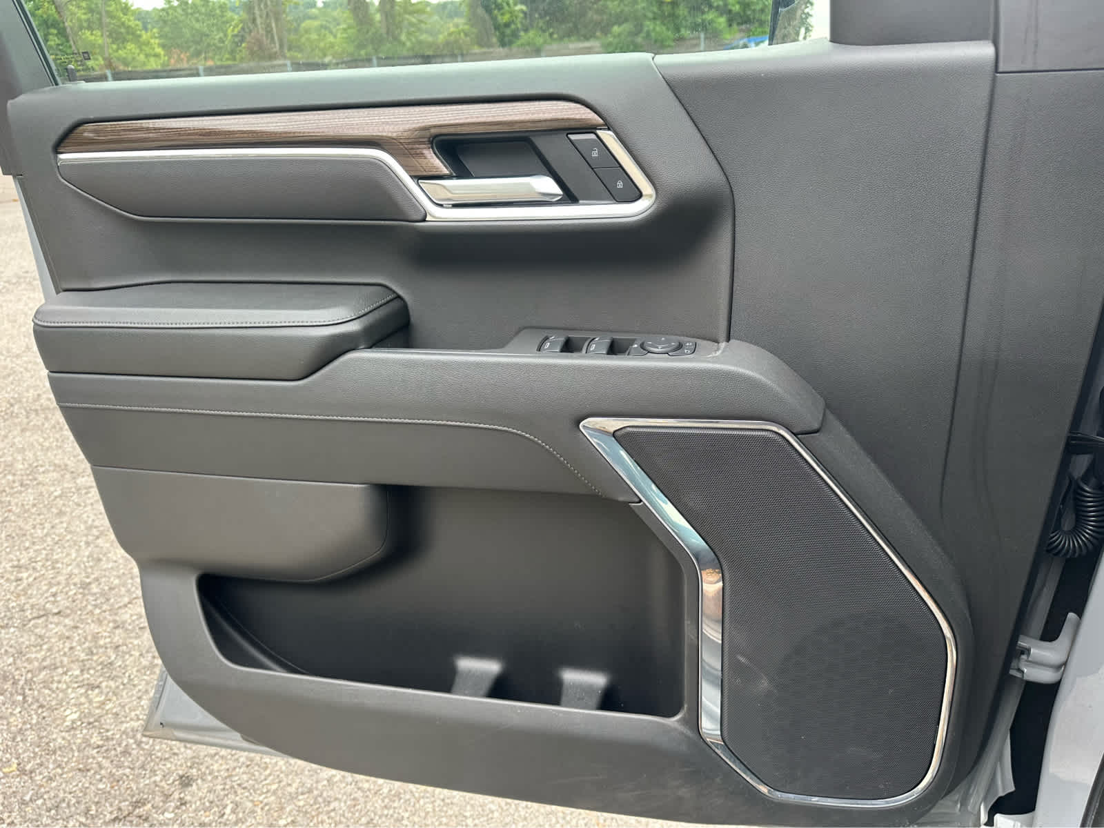 Thumbnail: 2025 Chevrolet Silverado 1500 - 19