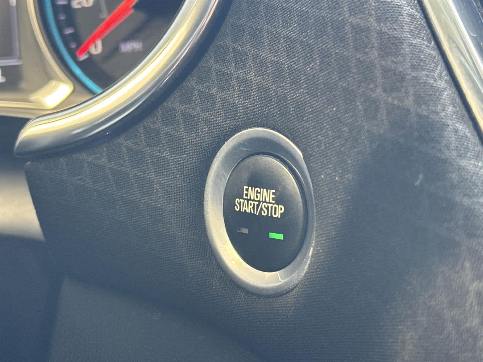 Thumbnail: 2017 Chevrolet Malibu - 29