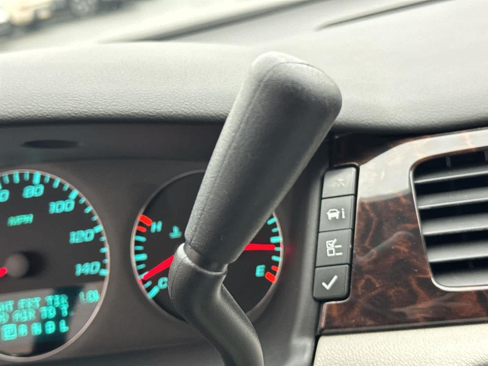 Thumbnail: 2013 Chevrolet Impala - 18