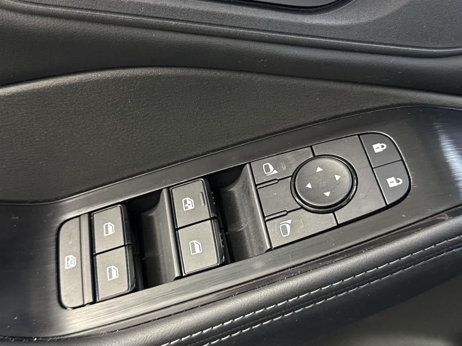 Thumbnail: 2026 Nissan Rogue - 22