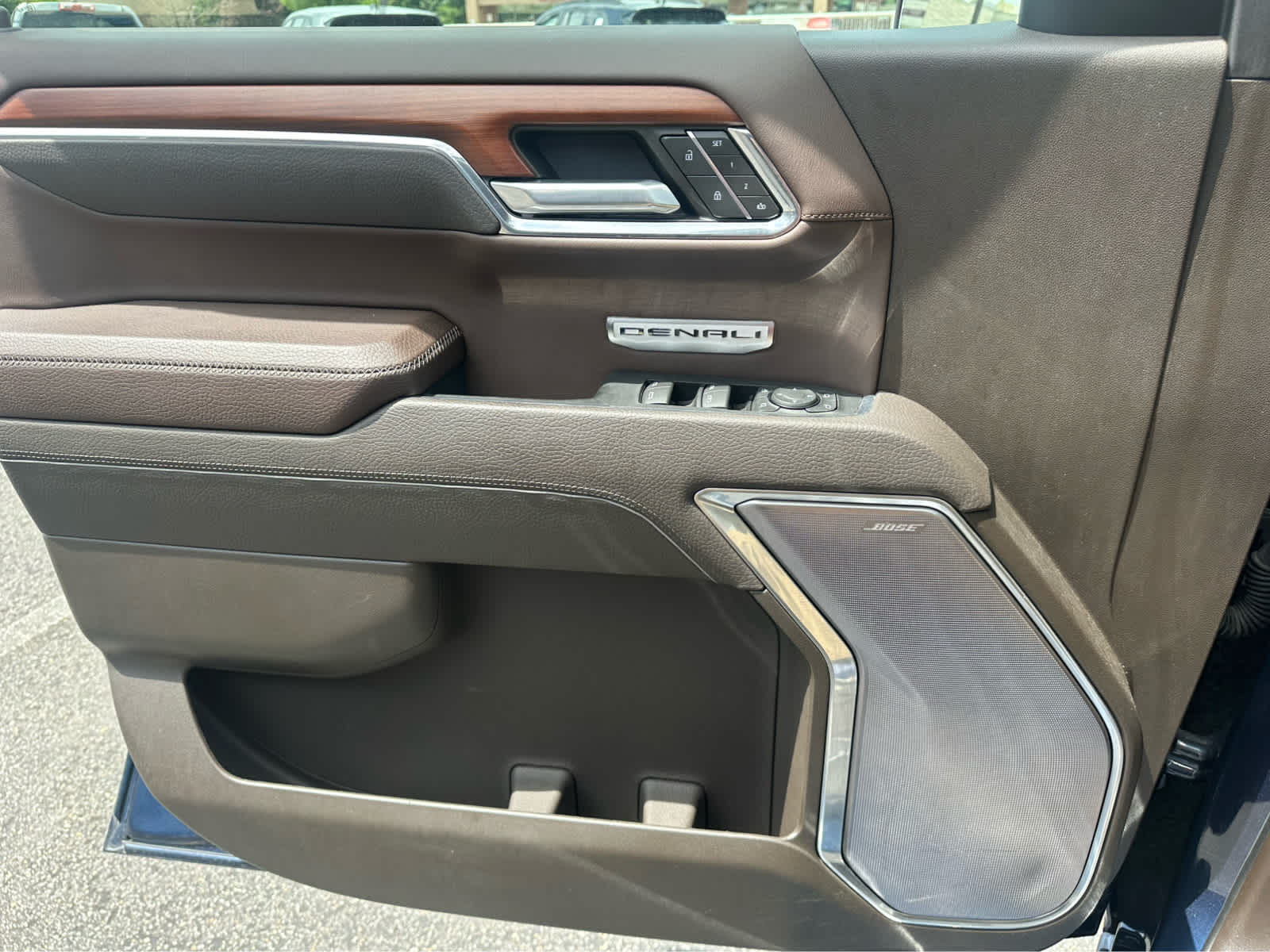 Thumbnail: 2023 GMC Sierra 1500 - 17