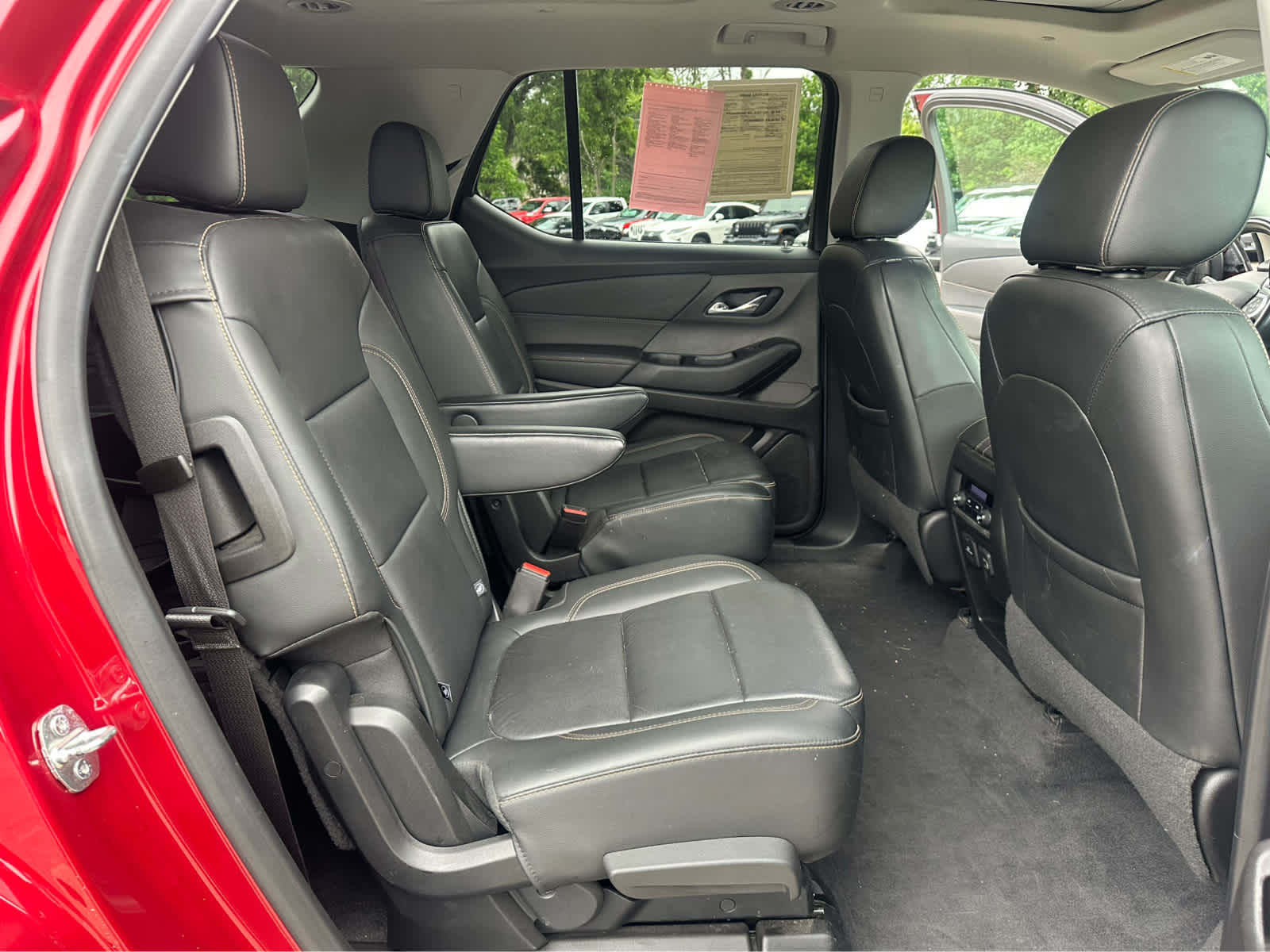 Thumbnail: 2019 Chevrolet Traverse - 25