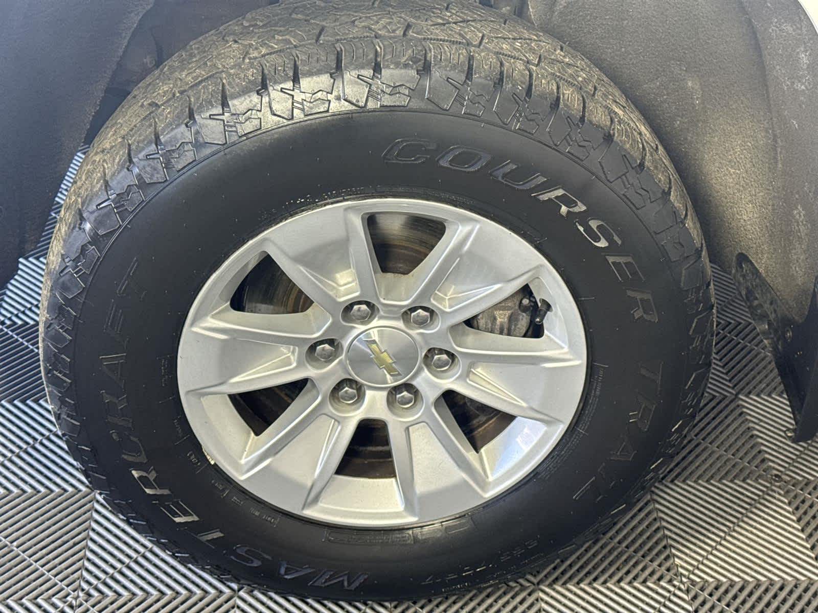 Thumbnail: 2021 Chevrolet Silverado 1500 - 11