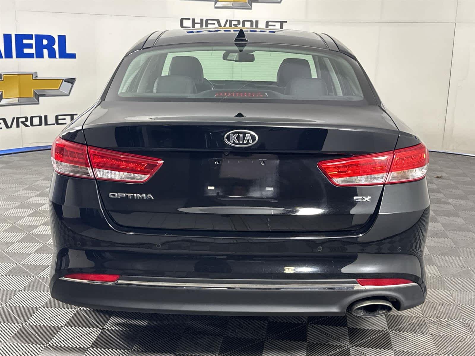 Thumbnail: 2018 Kia Optima - 4