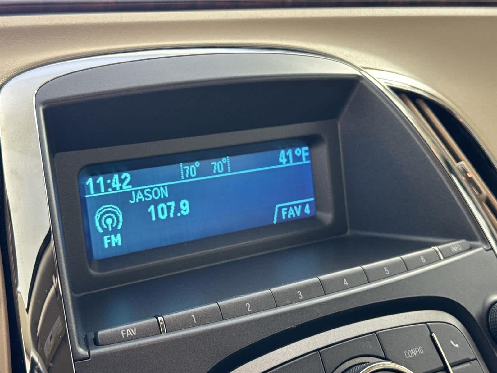 Thumbnail: 2012 Buick LaCrosse - 16