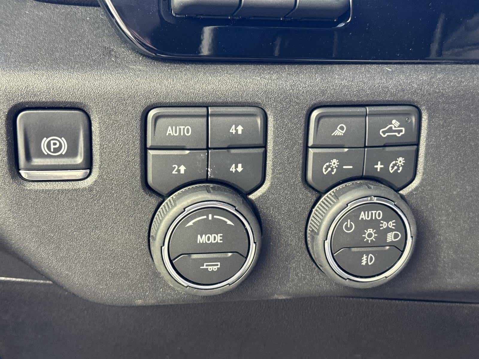 Thumbnail: 2026 Chevrolet Silverado 2500 - 25