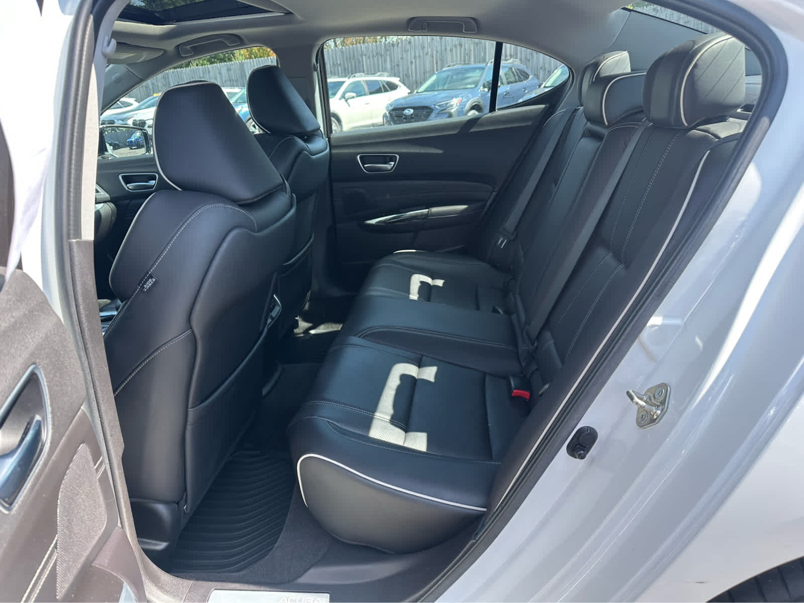 Thumbnail: 2019 Acura TLX - 21