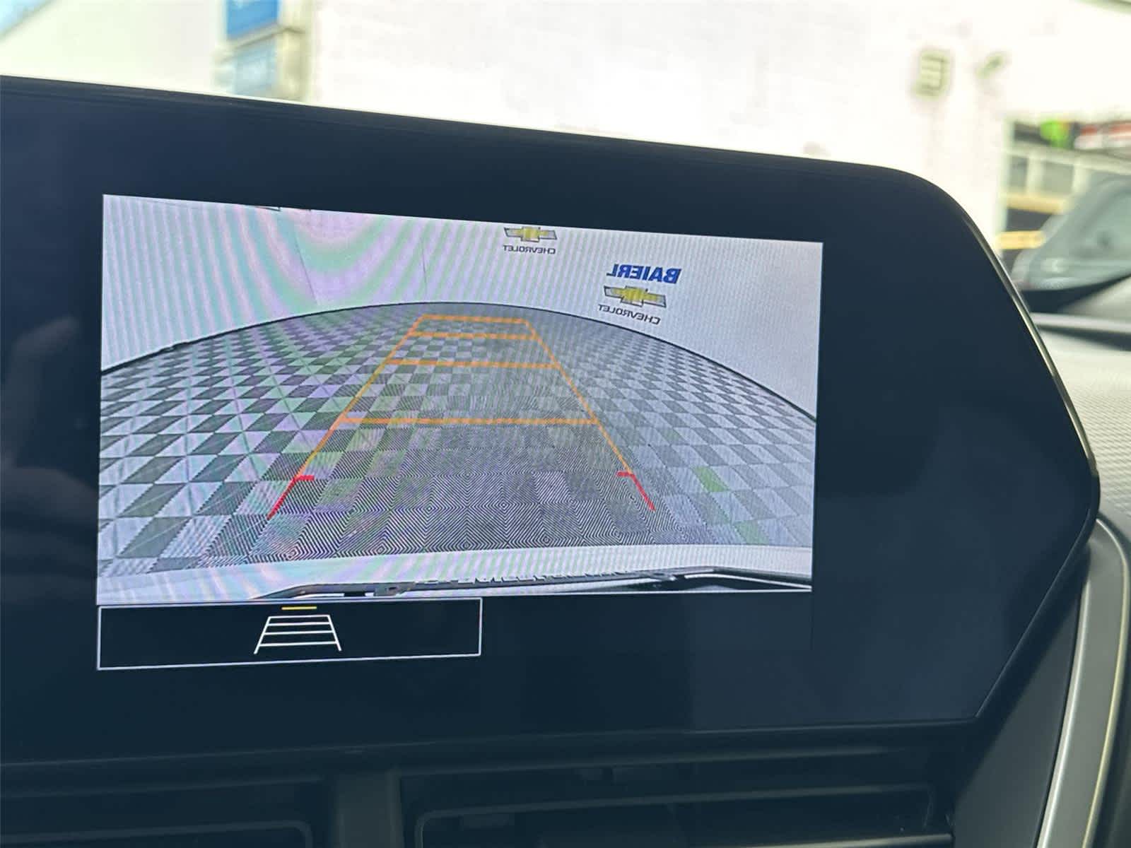 Thumbnail: 2024 Chevrolet Trax - 17