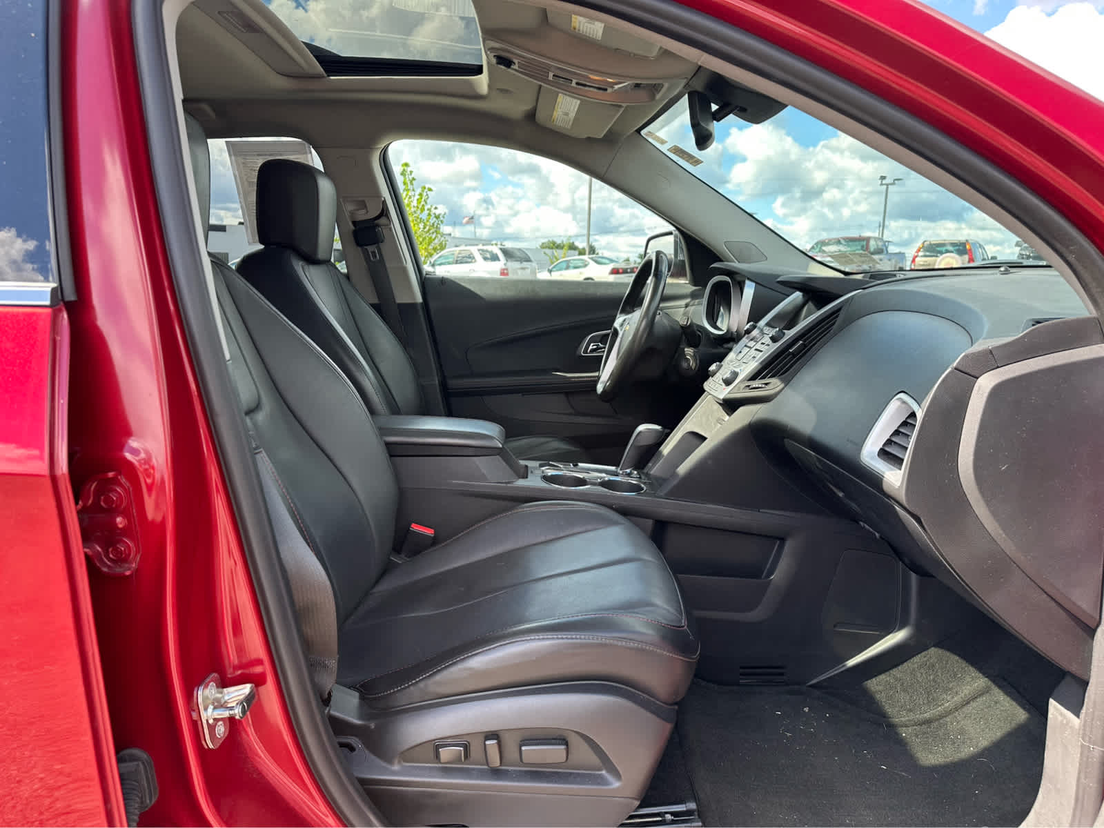 Thumbnail: 2015 Chevrolet Equinox - 21