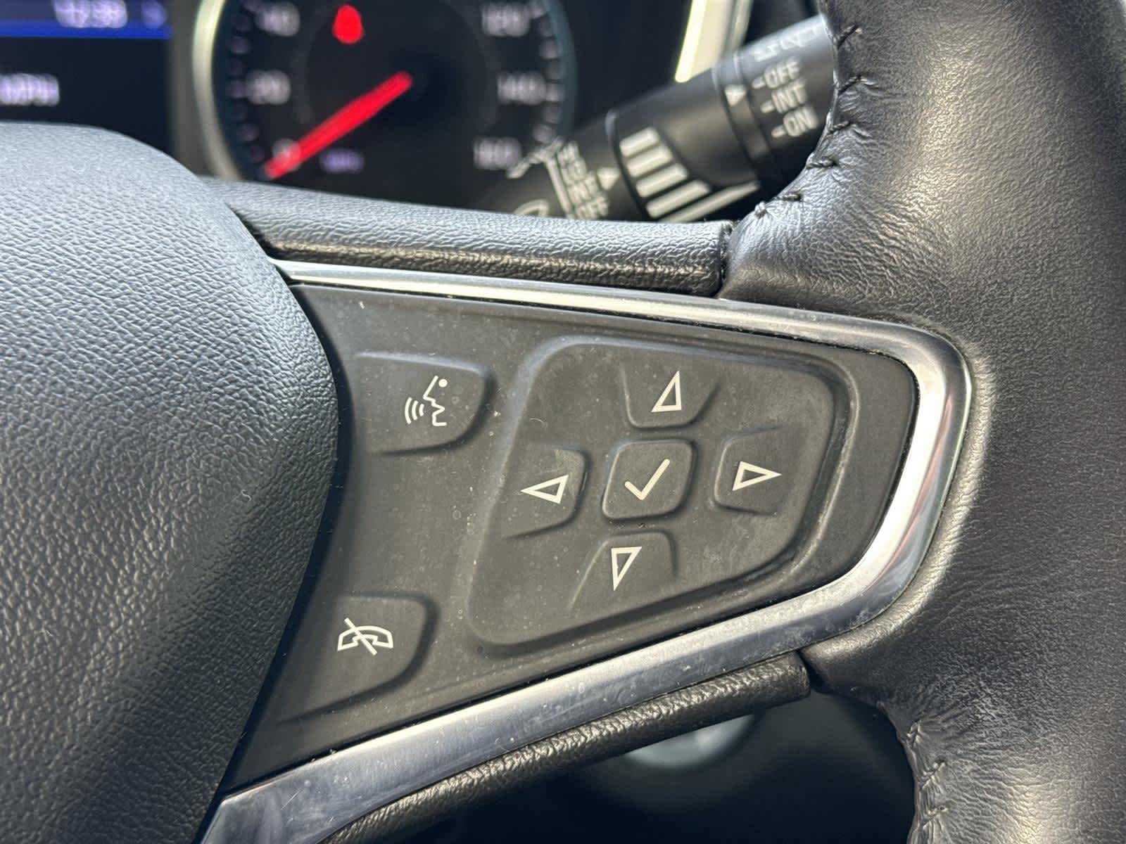 Thumbnail: 2019 Chevrolet Equinox - 25