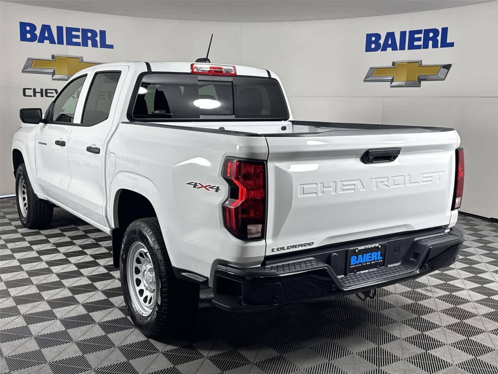 Thumbnail: 2025 Chevrolet Colorado - 3