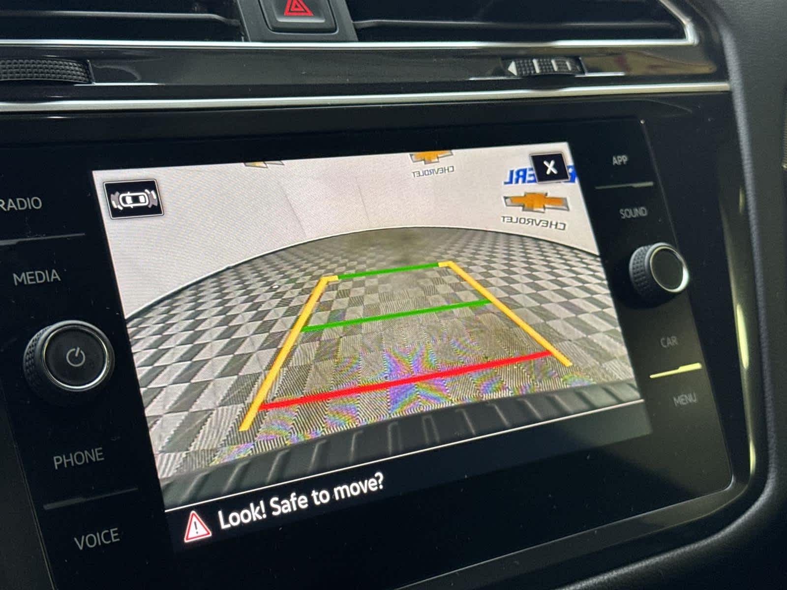 Thumbnail: 2024 Volkswagen Tiguan - 16