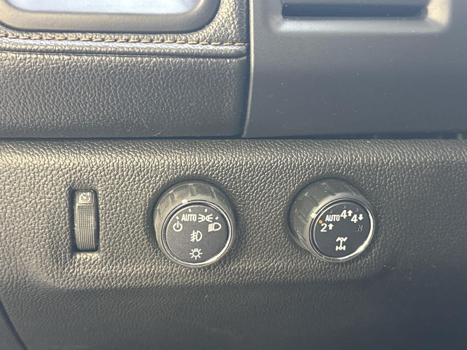 Thumbnail: 2022 GMC Canyon - 24