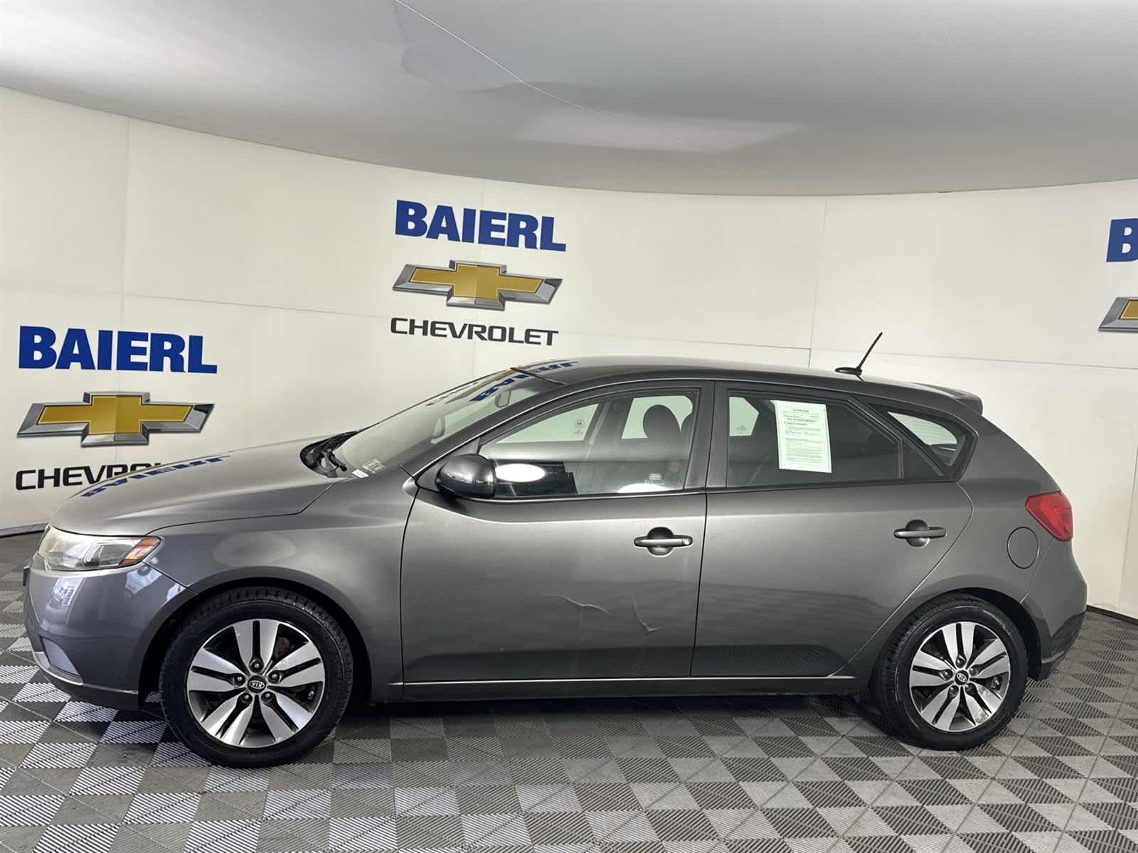 Thumbnail: 2013 Kia Forte - 2