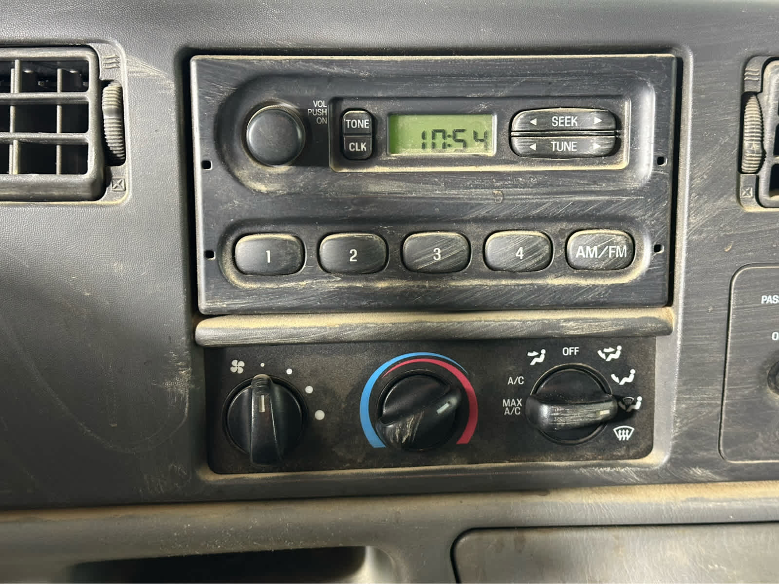 Thumbnail: 2003 Ford F-450 - 13