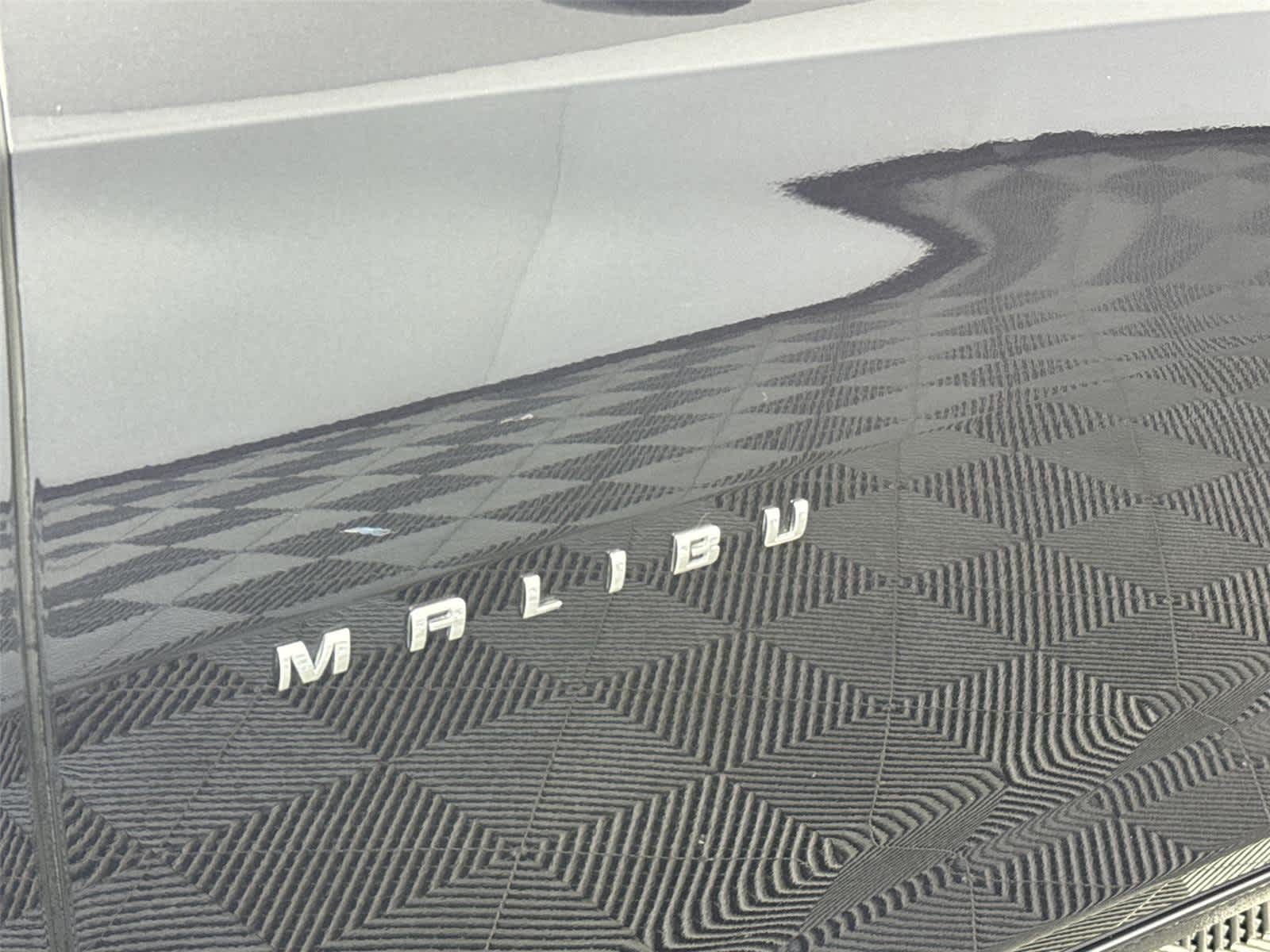 Thumbnail: 2022 Chevrolet Malibu - 9