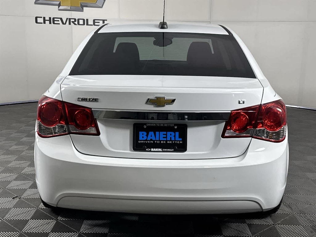 Used 2015 Chevrolet Cruze 1LT Auto Sedan