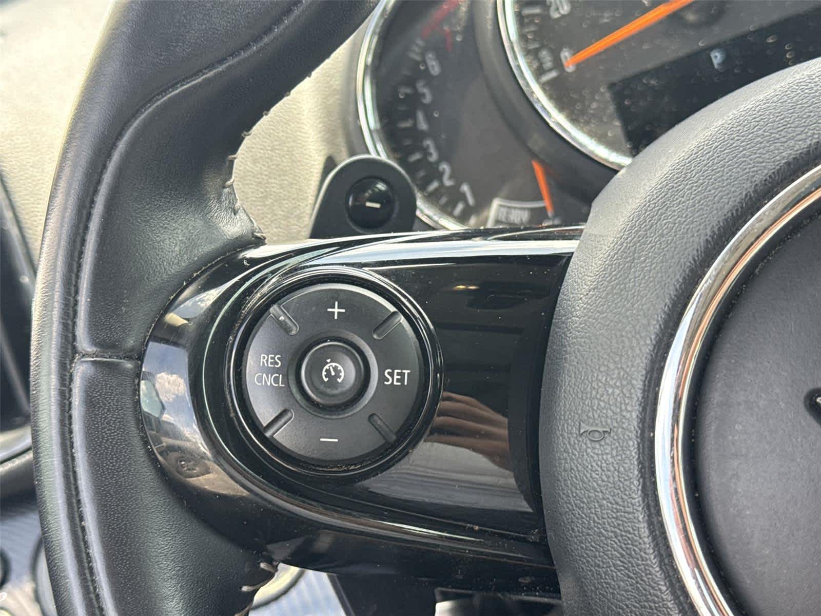 Thumbnail: 2020 MINI Cooper Countryman - 23