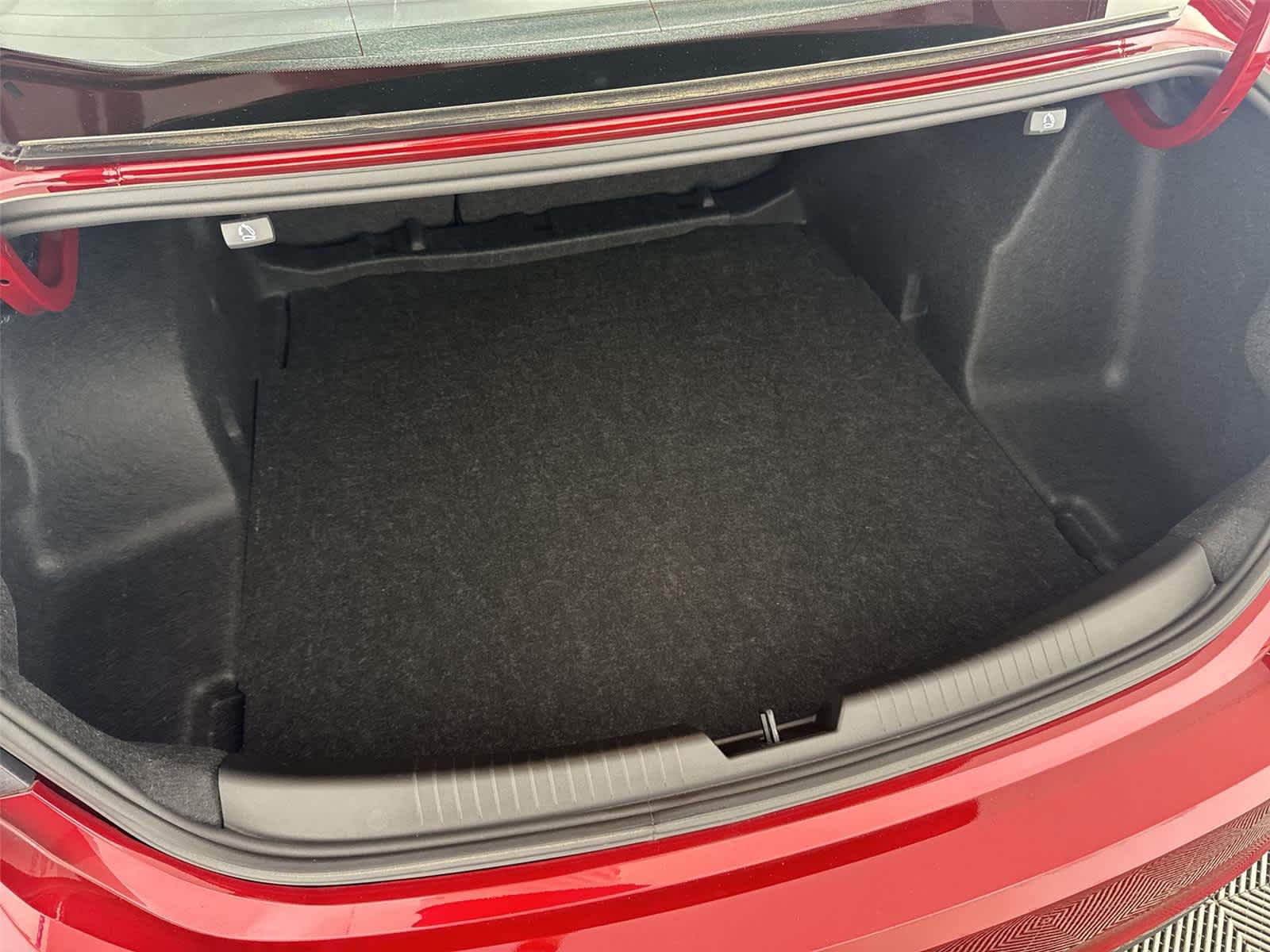 Thumbnail: 2023 Chevrolet Malibu - 14