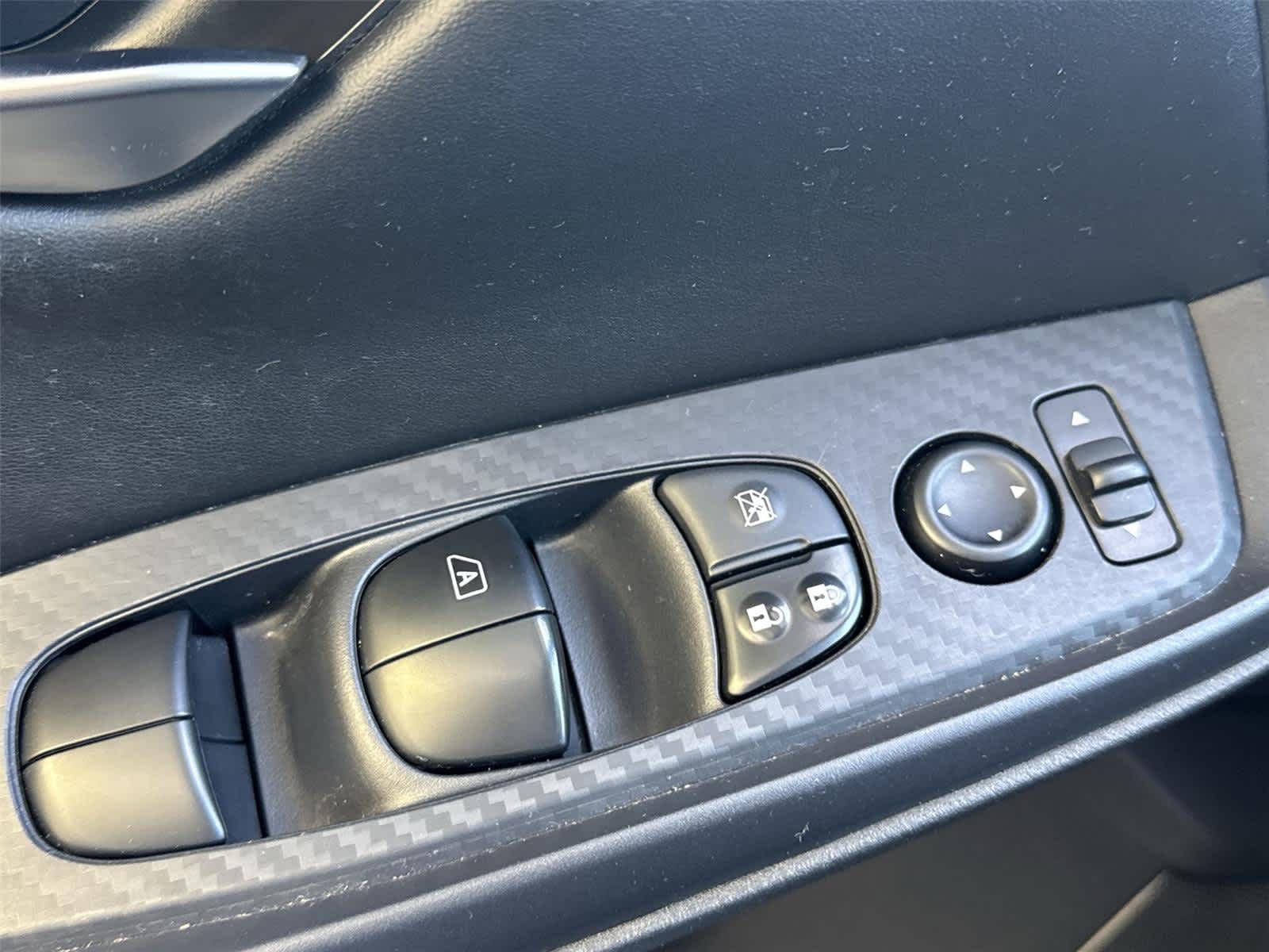 Thumbnail: 2023 Nissan Sentra - 22