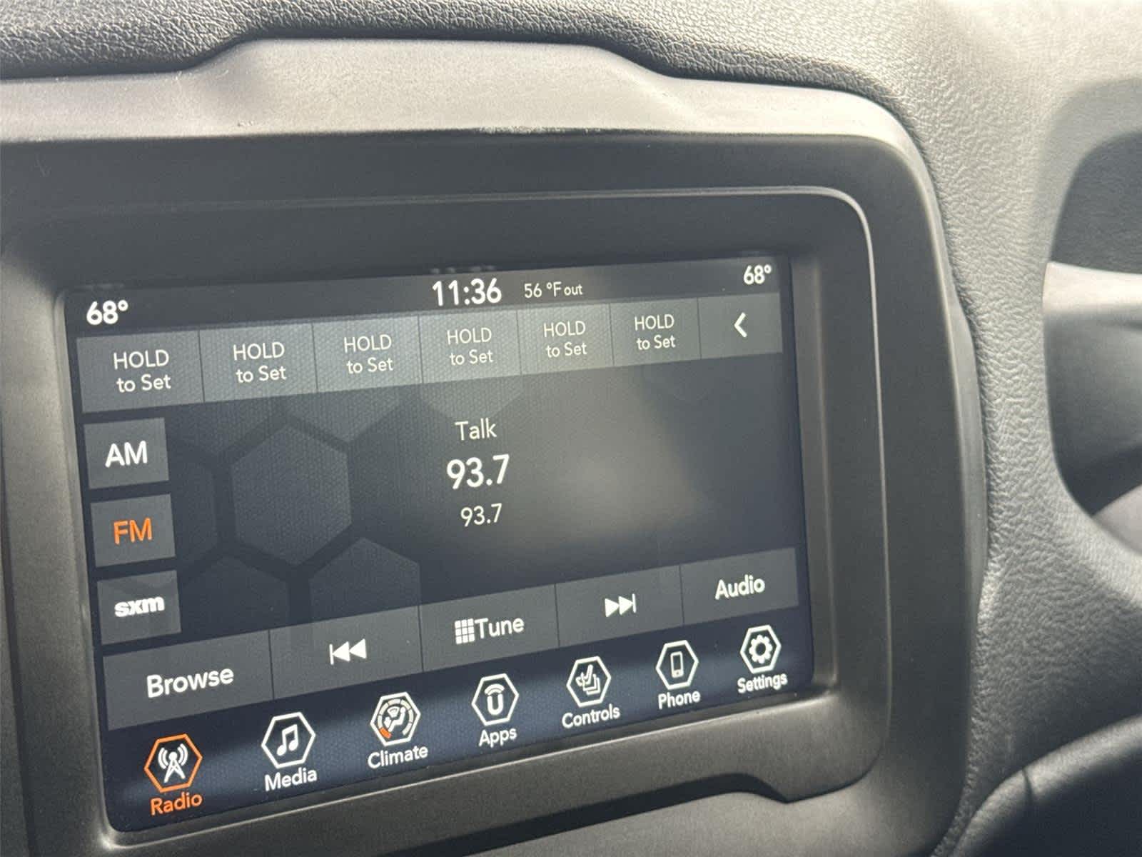 Thumbnail: 2020 Jeep Renegade - 17