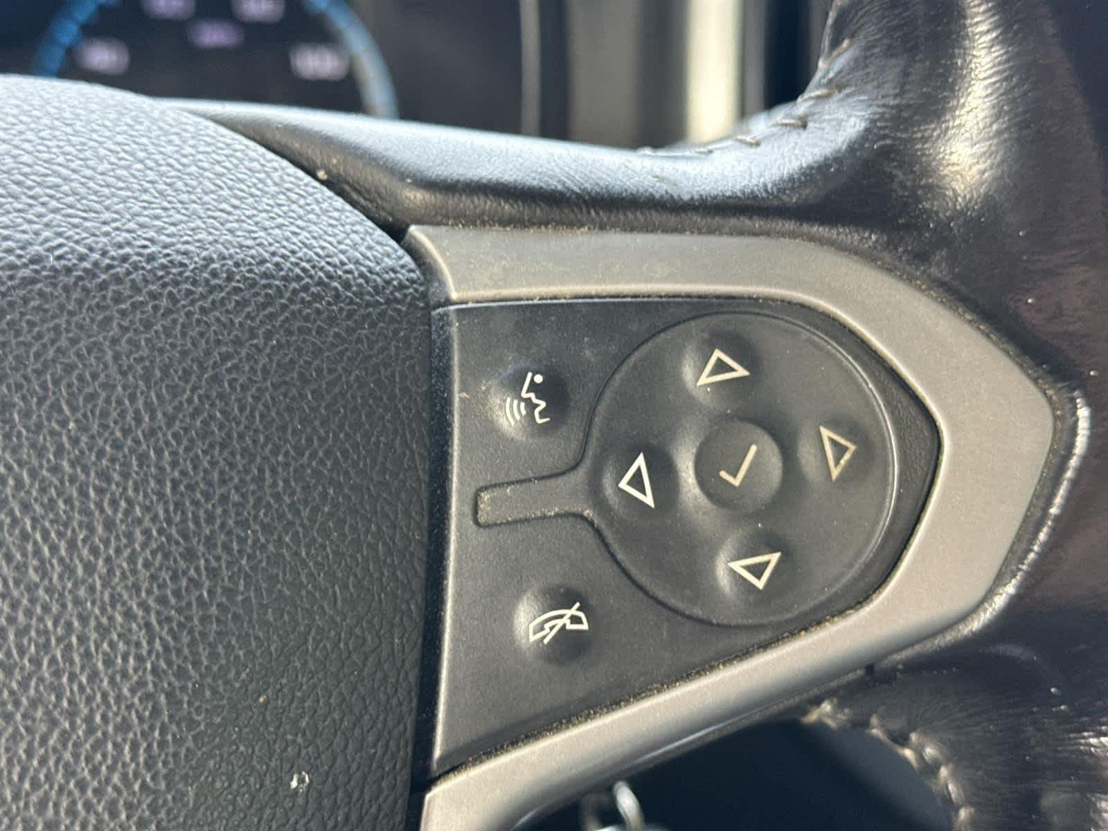 Thumbnail: 2018 Chevrolet Colorado - 25