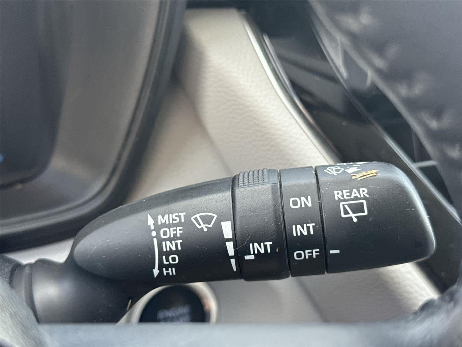 Thumbnail: 2022 Toyota Corolla Cross - 26