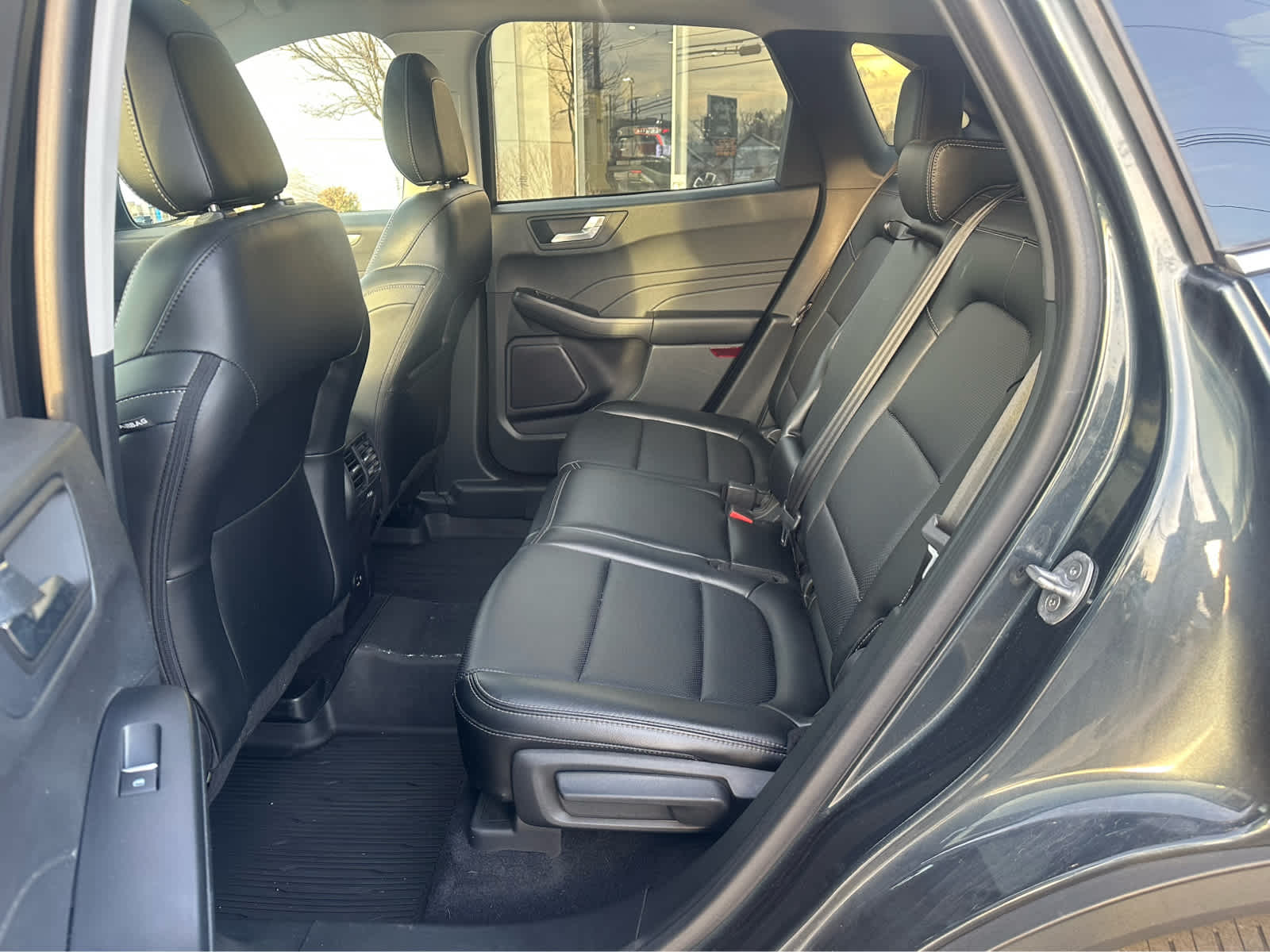 Thumbnail: 2022 Ford Escape - 22