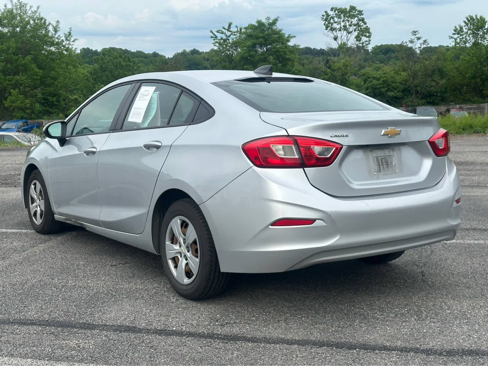 Thumbnail: 2018 Chevrolet Cruze - 5