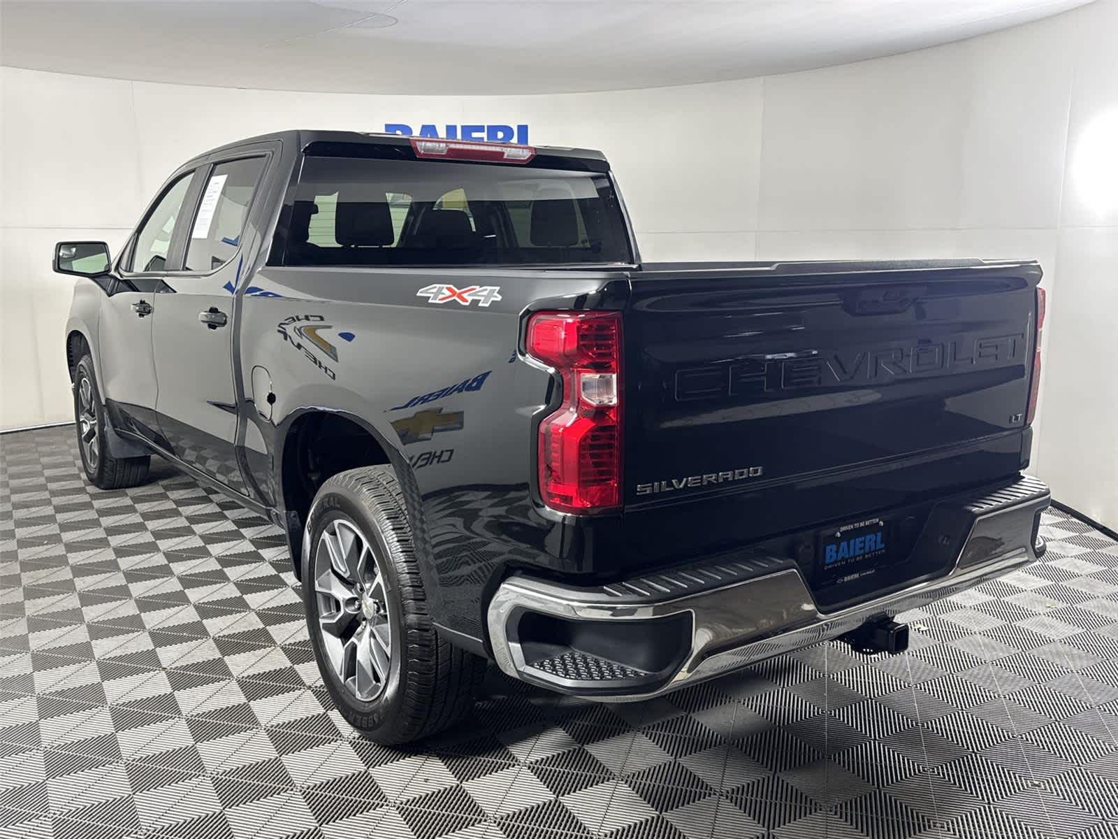 Thumbnail: 2024 Chevrolet Silverado 1500 - 3