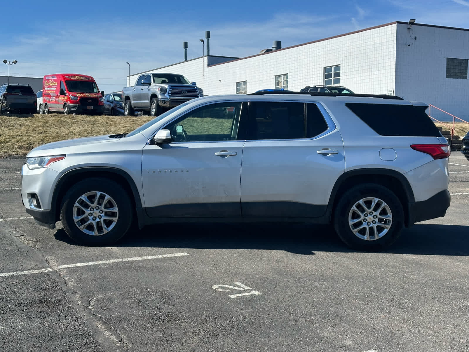 Thumbnail: 2019 Chevrolet Traverse - 4