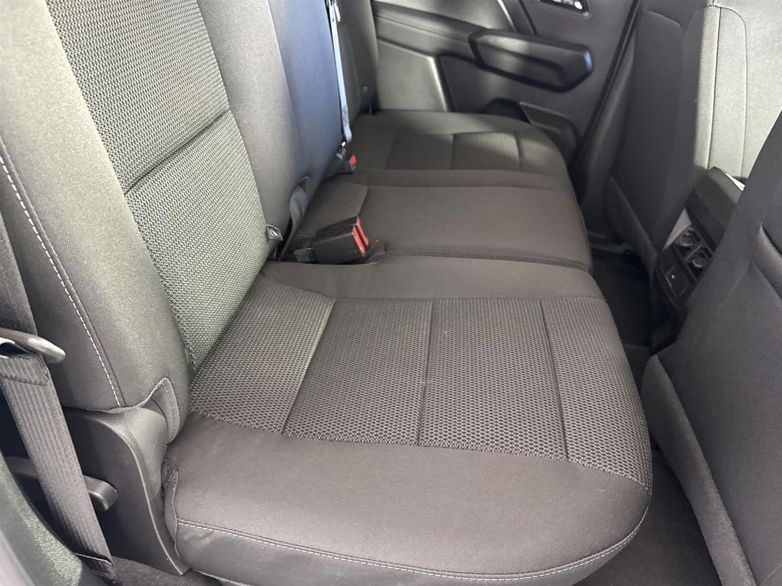 Thumbnail: 2024 Chevrolet Colorado - 15